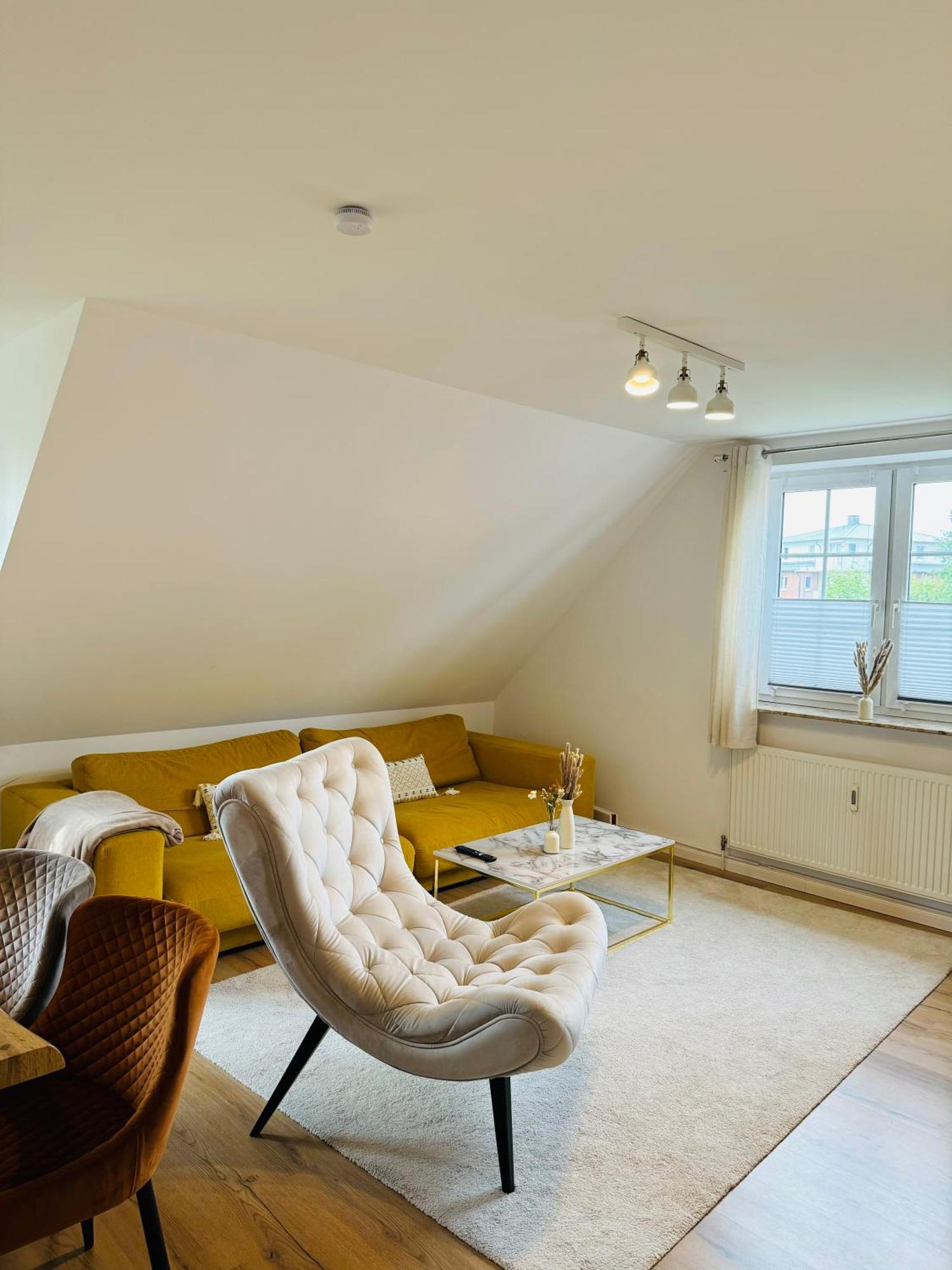 Traumhaftes Familiendomizil In Scharbeutz - Strand 500M, Kostenlos Parken, Garten Exteriér fotografie